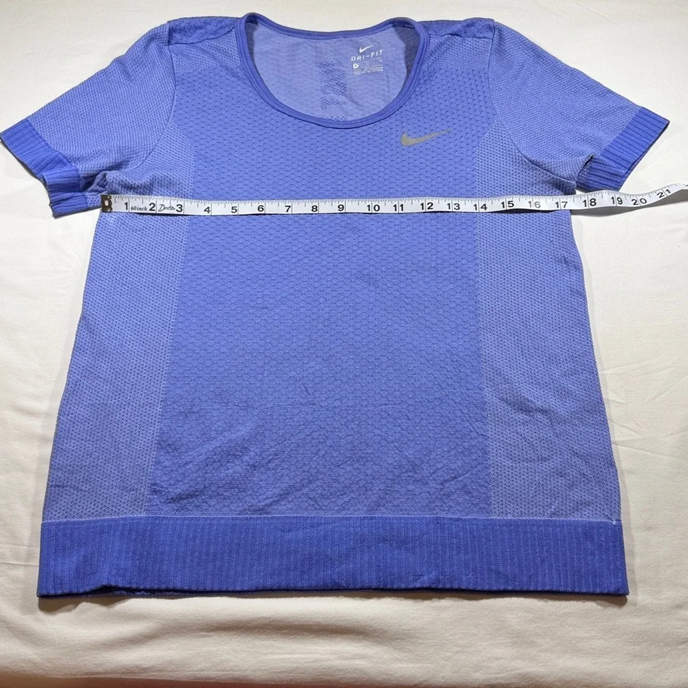 Nike Blue Women's Short Sleeve Tee